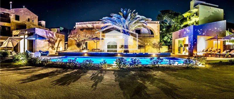 Vacation rental. Price on request per day. Villa Cabrera for 12 people — photo 4