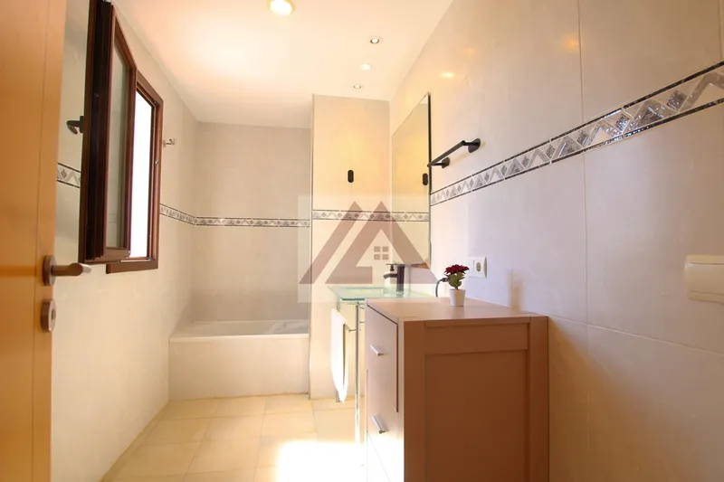 Terraced house for sale in Santanyi — photo 9
