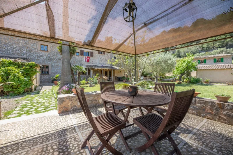 Sunny Mallorcan house within walking distance to beach and restaurants in Port de Sóller — photo 11