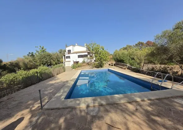Estate in Sa Cabaneta, Marratxi — photo 1