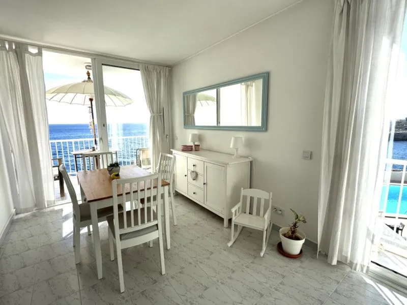 Bright, light-filled apartment on the first sea line in Portocolom — photo 5