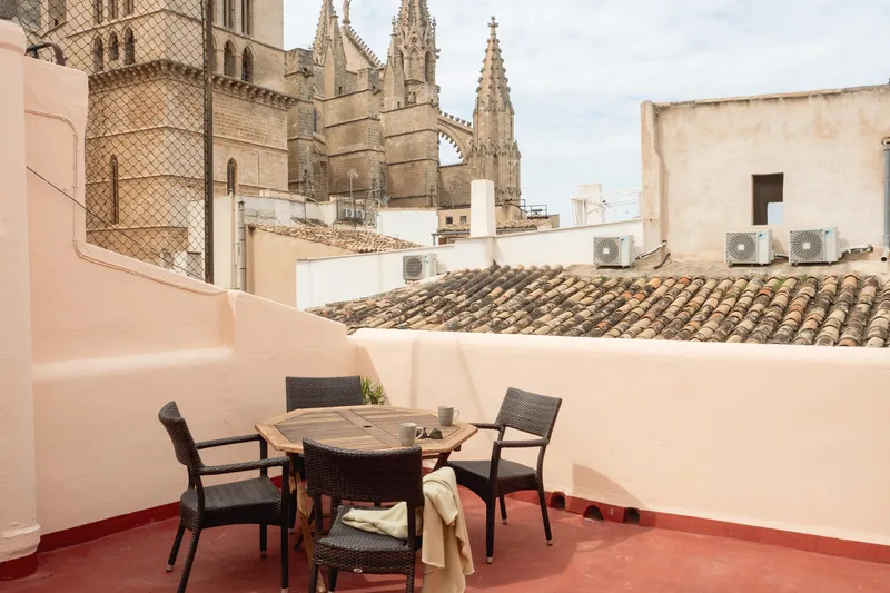 Bright penthouse in the Old Town of Palma — photo 2