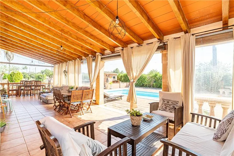 Rustic property with a pool on a plot of approximately 8,700 m². — photo 2