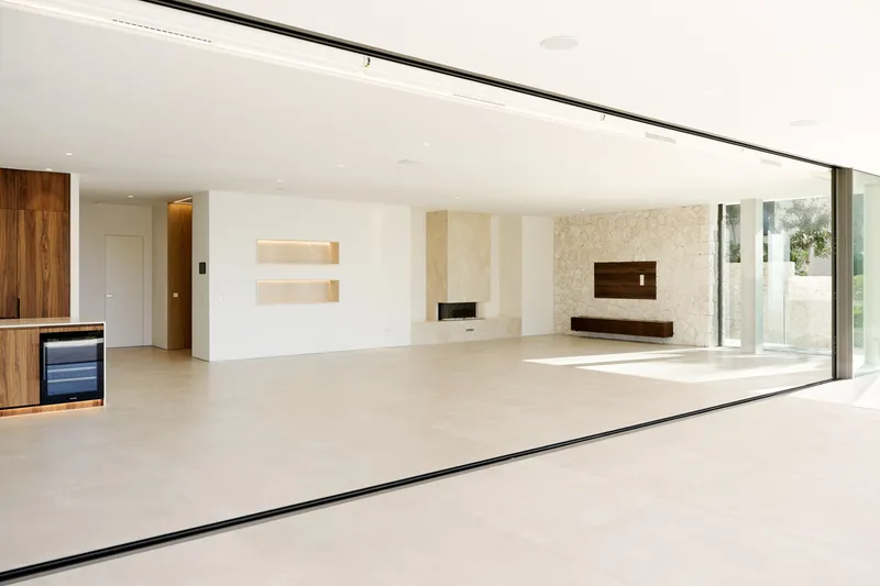 Fantastic newly built villa with unique panoramic sea and mountain views in Santa Ponsa - Marcel Remus Real Estate — photo 9
