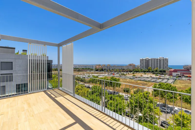 Penthouse in Palma - Spacious Terrace with Sea Views — photo 1