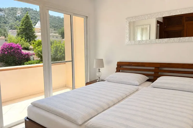 Cared-for terraced house in a quiet area of the Costa de Canyamel — photo 9