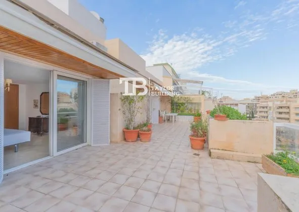 Penthouse in Calle d'Anselm Turmeda, Bons Aires, Palma de Mallorca — photo 3
