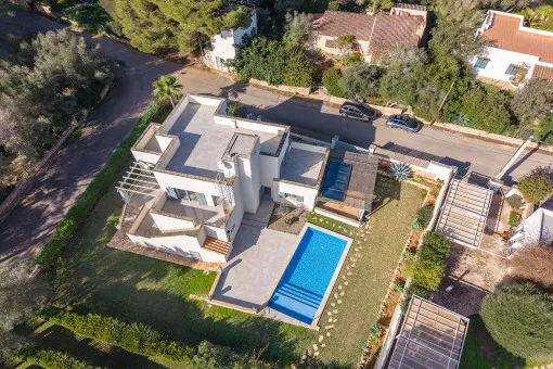 Porto Petro, modern newly built villa with pool near the port of Porto Petro — photo 2