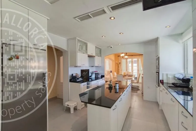 260309 – Mediterranean Family Villa — photo 7
