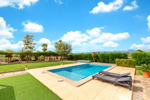 Binissalem, magnificent finca with views of the Tramuntana and stables in Binissalem — photo 2