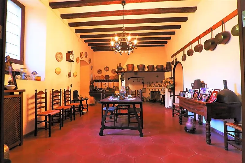 Manor house in Fornalutx — photo 12