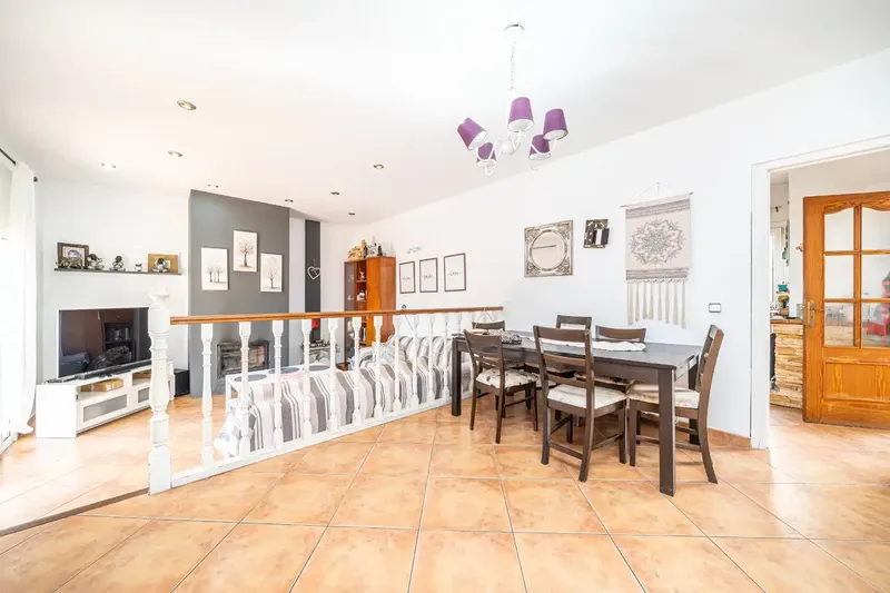 En una de las zonas residenciales más demandadas del municipio de Llucmajor, presentamos esta magnífica vivienda unifamiliar situada en Sa T — photo 8