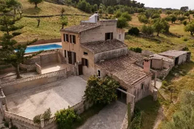 Rustic finca in Felanitx with water and electricity — photo 2
