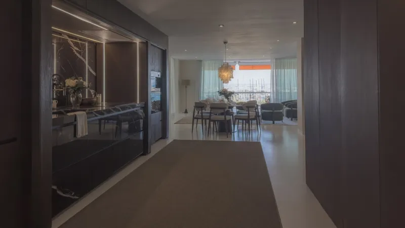 Luxury Seafront Apartment with Panoramic Views for Sale in Palma de Mallorca — photo 4
