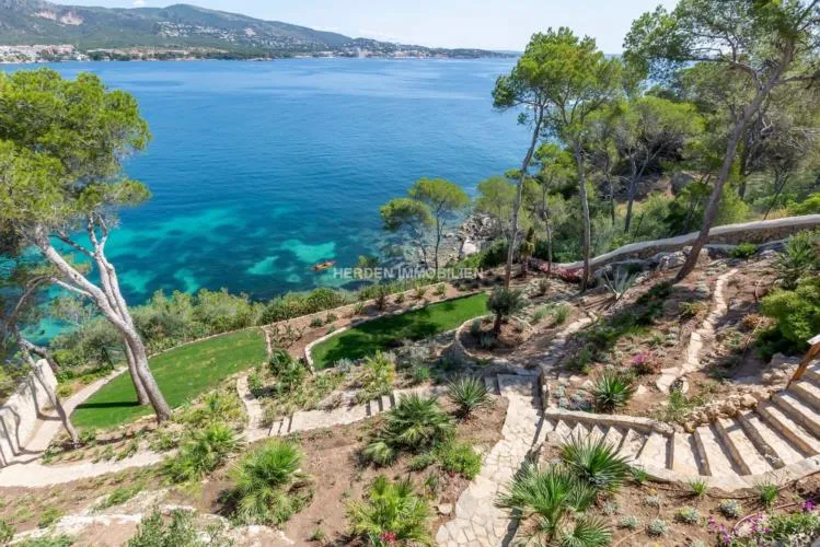 Villa Sea Front Palmanova Mallorca for Sale — photo 8