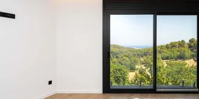 Real estate picture 0 Ref. No. 83901 — photo 7