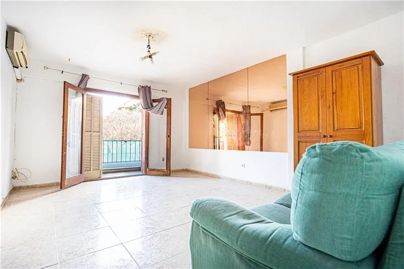 Apartment in the Nou Llevant area — photo 1