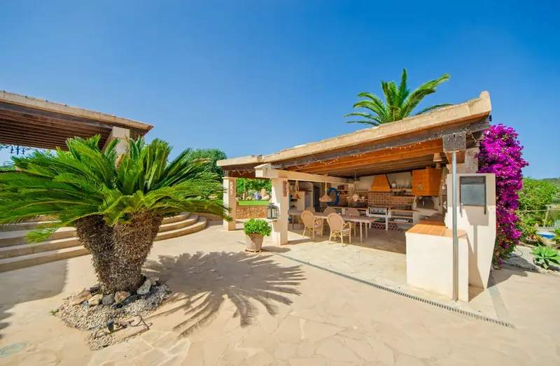 Beautiful finca with panoramic views near S'Horta on Mallorca — photo 5