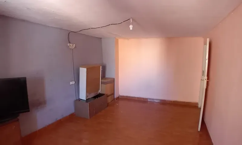 Village house for renovation — photo 12