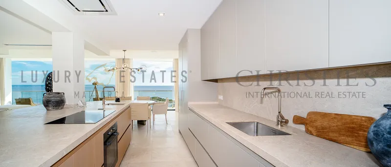 Unique penthouse in Illetas with huge terraces and panoramic sea views — photo 5