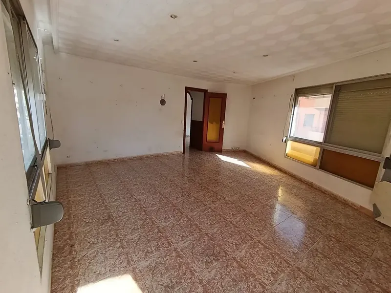 Piso de 100 m2en el Rafal Vell, a 100 metros de calle Aragón y un Mercadona. — photo 2