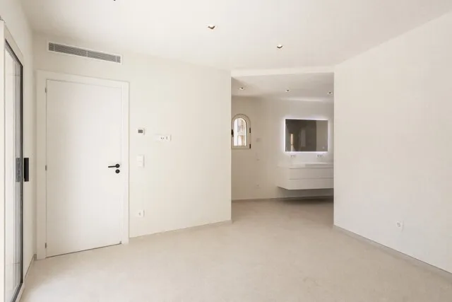 Fully renovated golfside villa for sale in Nova Santa Ponsa, Southwest Mallorca — photo 9