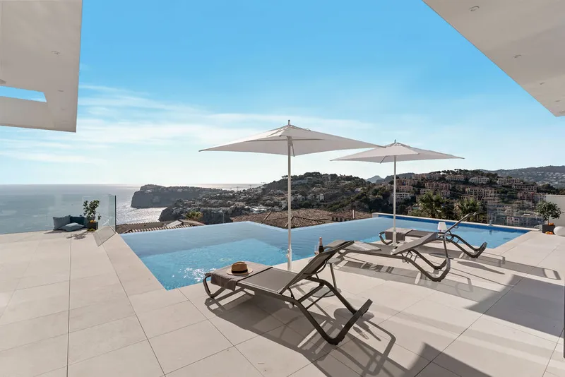 Villa in Port Andratx — photo 1