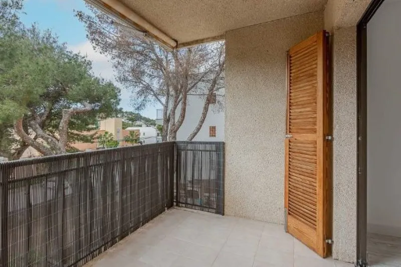 Santa Ponsa – renovated flat by the harbour — photo 1