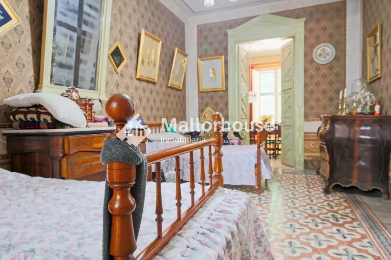 Impressive Mallorcan Townhouse in the Center of Manacor — photo 3