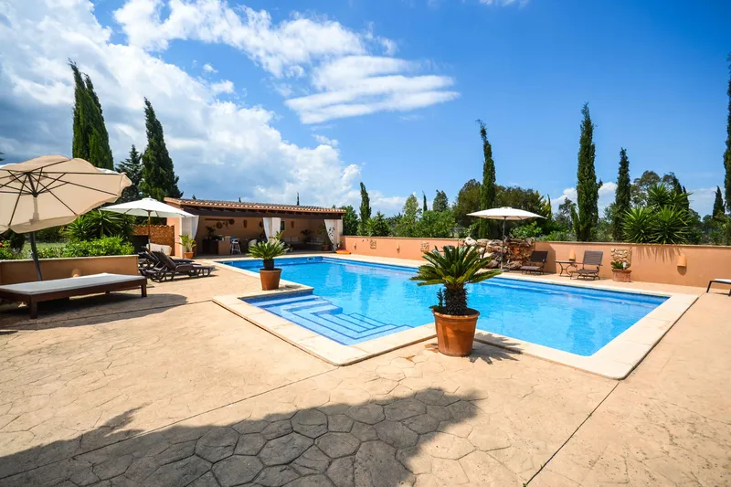 Sold - Luxury finca with swimming pool, guest houses and ETV license in Felanitx — photo 8