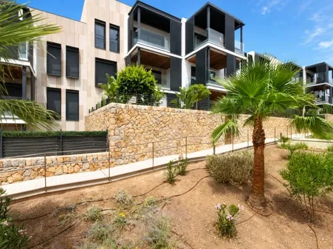 El Arenal: Renovated Duplex Penthouse with Sea Views — photo 1