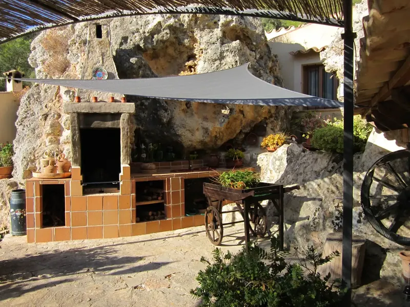 Charming stone house with pool on a rustic Mallorcan estate of 6,300 m2 of land on the outskirts of the picturesque village of S — photo 4