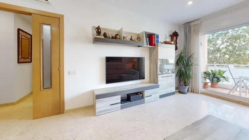 Reformed flat with parking and storage room in Son Rullán, Palma — photo 11