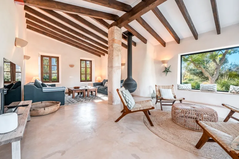 Elegant country finca with pool, guest house & Mediterranean gardens—complete peace — photo 10