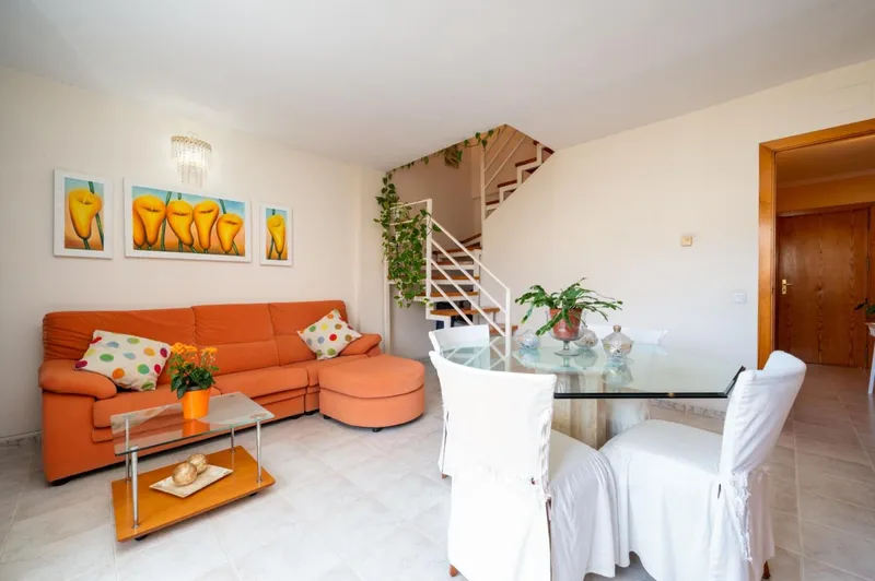 Apartment — photo 1