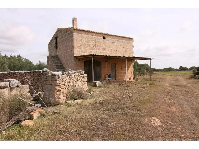 Rustic house for sale in Llucmajor of 200 m2 — photo 8