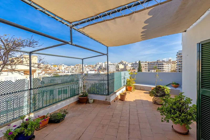 Apartment in Palma - Furnishing example living area — photo 7