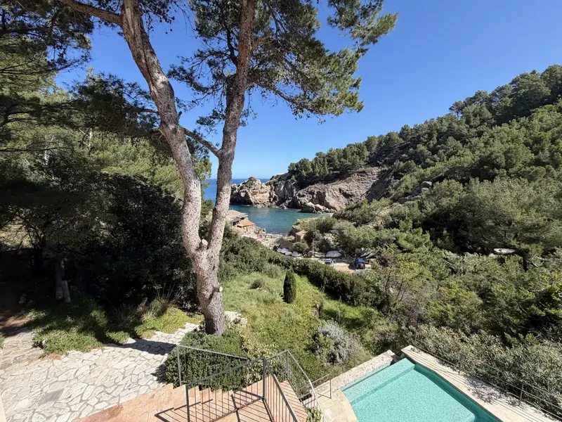 Unique villa for rent in Cala Deià — photo 2