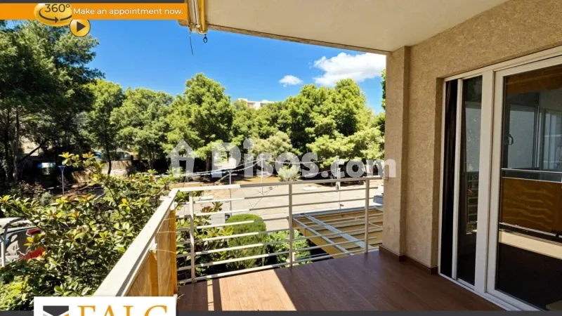 Apartment in Les Meravelles — photo 2