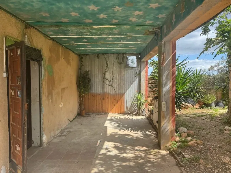 Detached country house with land and pool in a natural setting to be finished — photo 12