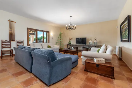 Santanyi: Inviting natural stone finca with pool and holiday rental license on the outskirts of Santanyi — photo 7
