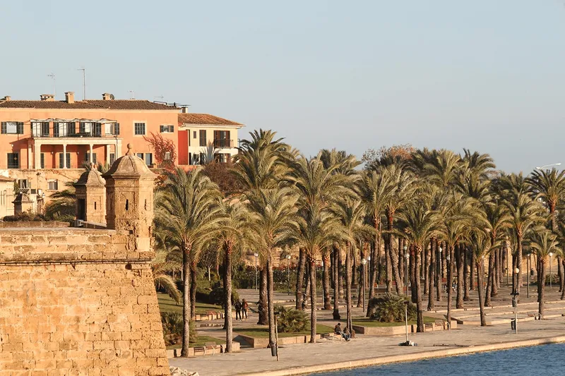 Flat in Son Armadans neighborhood in Palma — photo 8