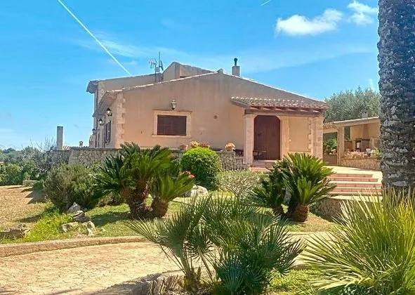 Estate in Sant Llorenç Des Cardassar — photo 1