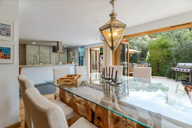 Villa in Calvià for sale with private pool, 1,081 m² plot, double garage and lots of privacy — photo 7