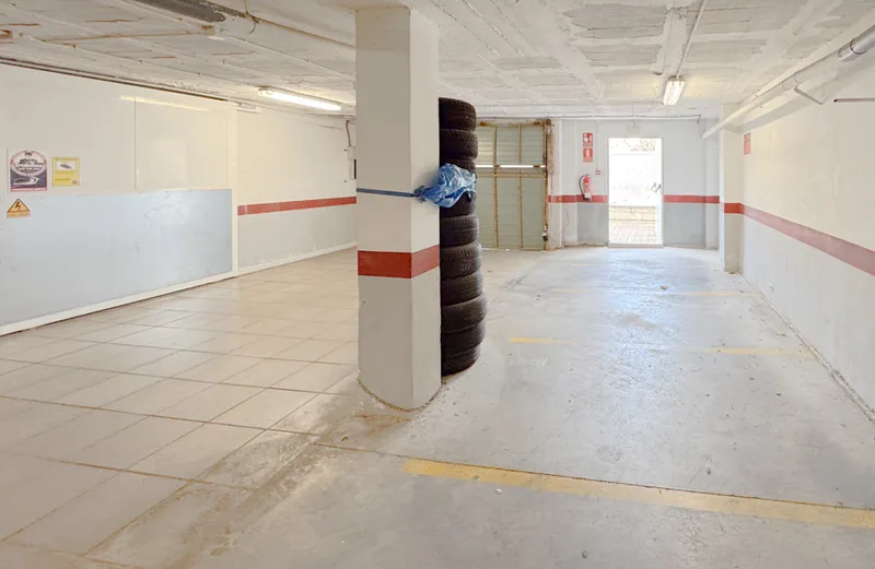 Underground parking space for large cars Best price – Sa... — photo 2