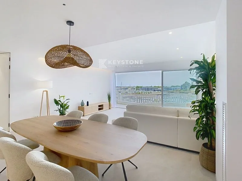 Apartment — photo 1