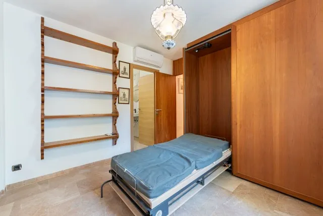 Exclusive sea view penthouse to refurbish for sale in Illetes, Southwest Mallorca — photo 10