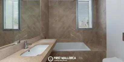 Real estate picture 0 Ref. No. 83549 — photo 8