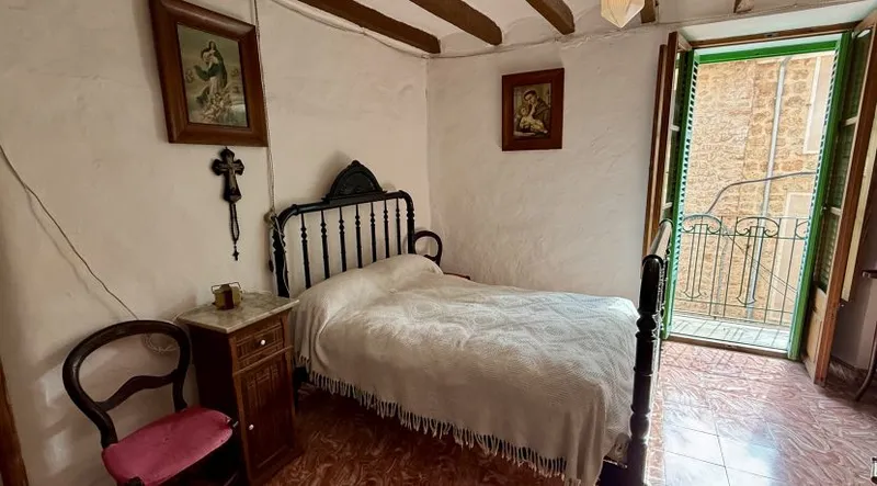 Two houses for sale in the heart of Fornalutx — photo 12