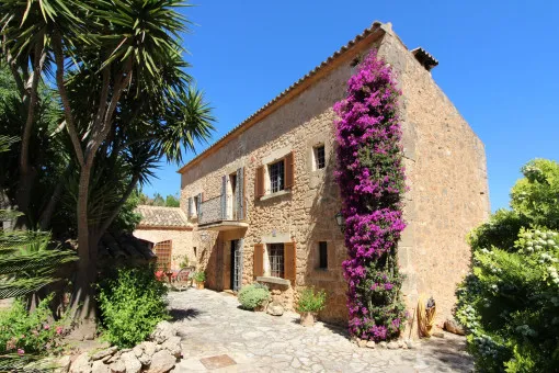 Algaida, charming, authentic finca in Algaida — photo 1